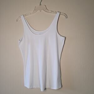 No Boundaries Women's White Tank Top - Size 3XL - Comfy & Stylish